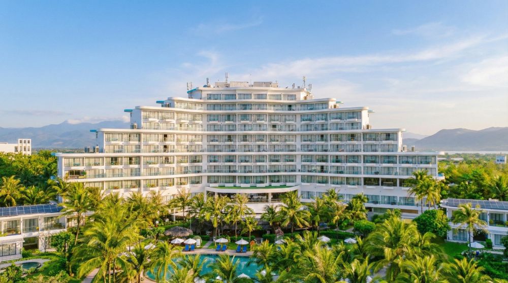 Cam Ranh Riviera Beach