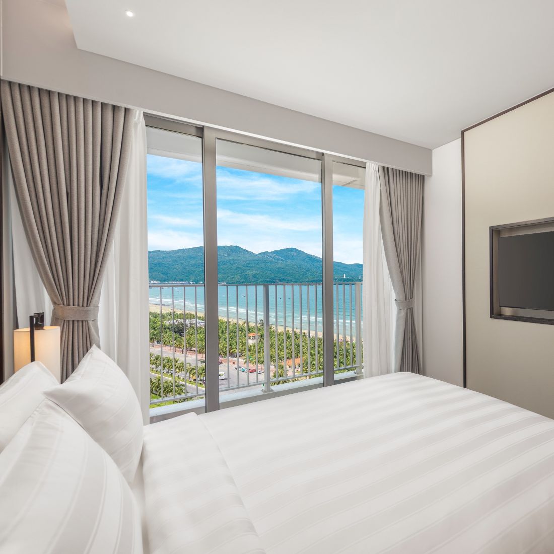 Wyndham Soleil Danang Hotel